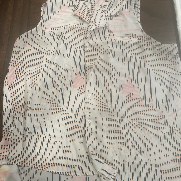 Notch collar sleeveless top size xxl - Picture 2 of 2